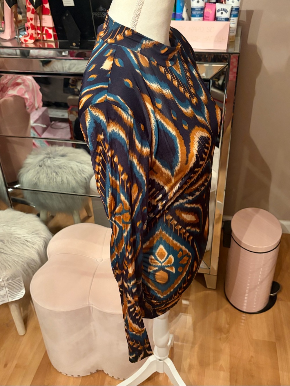 Farm Rio Blue & Orange Pineapple Ikat Jersey Blouse Size L - Picture 4 of 10